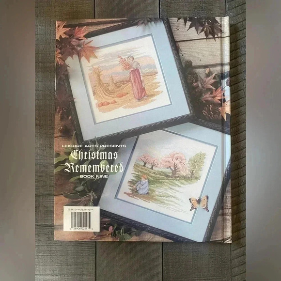 1994 Seasons Remebered Cross-Stitch book nine - Picture 2 of 4